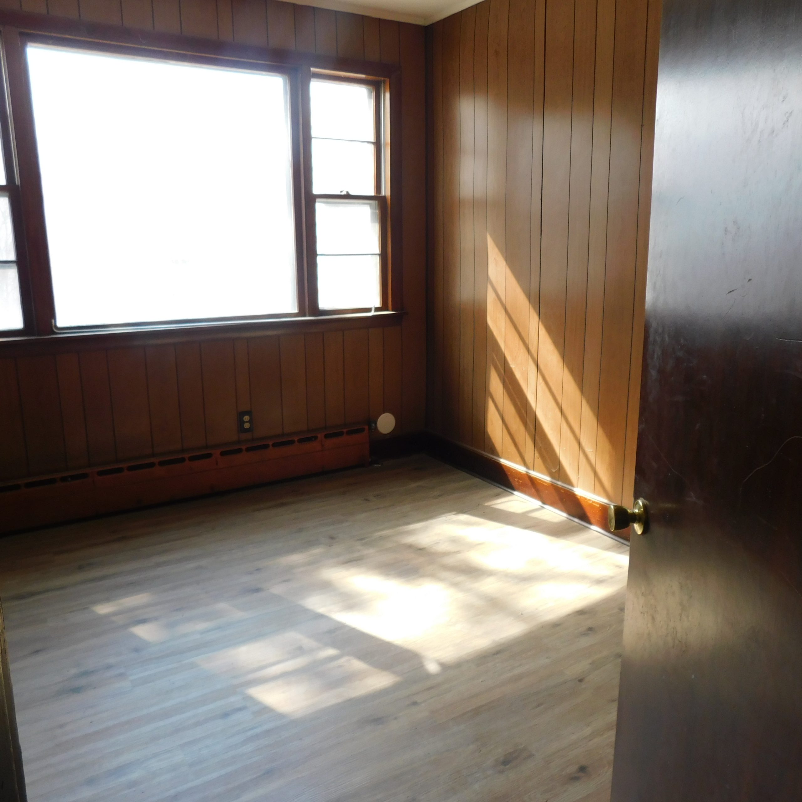 Newly Refreshed 1st Floor Unit