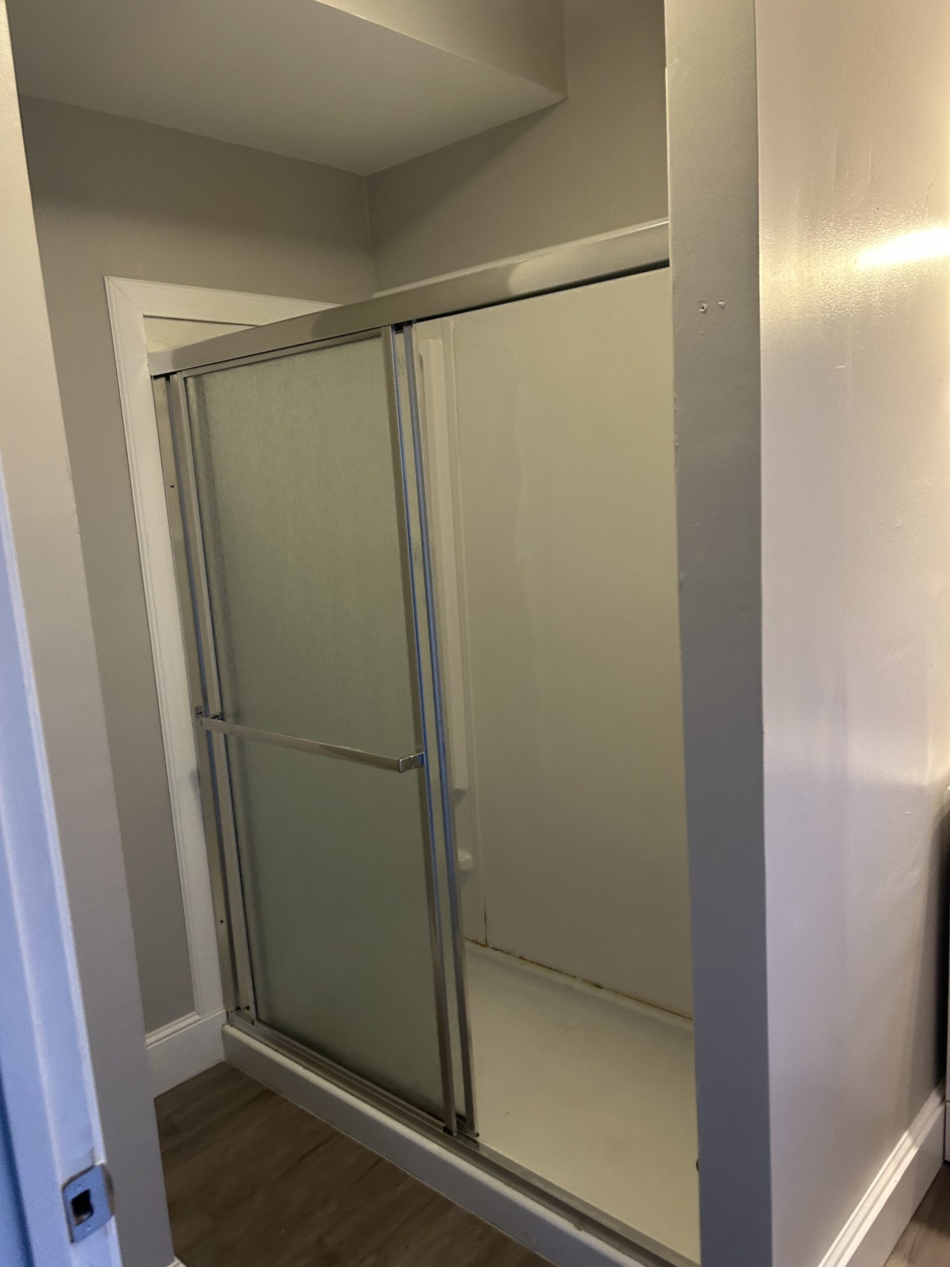 3 Bed 1 Bath Apartment