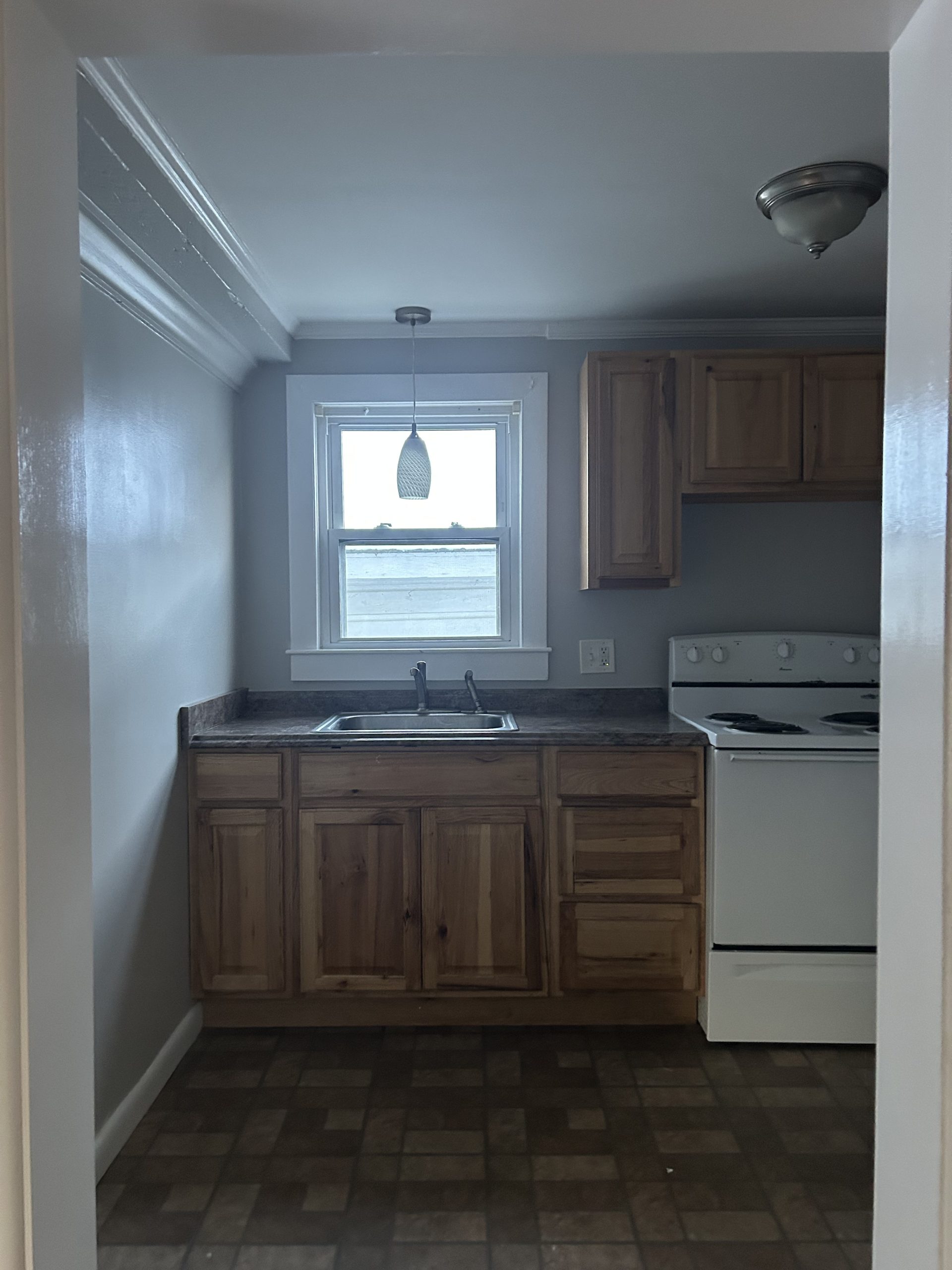 3 Bed 1 Bath Apartment