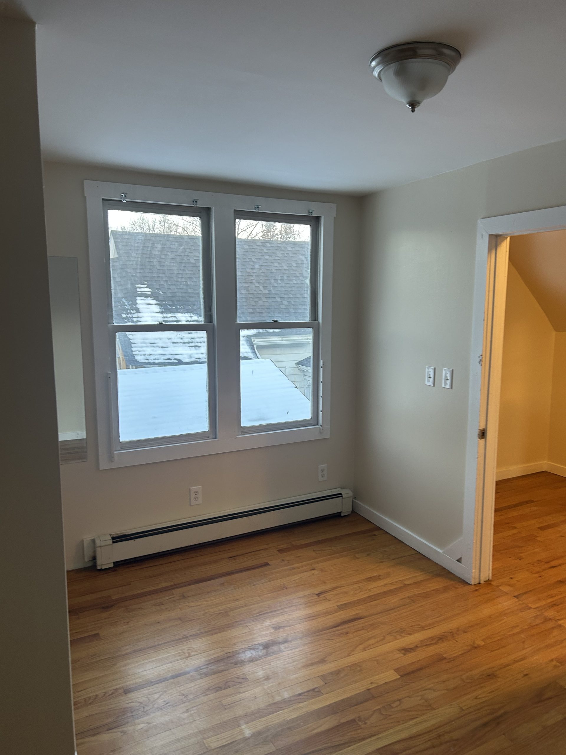 3 Bed 1 Bath Apartment