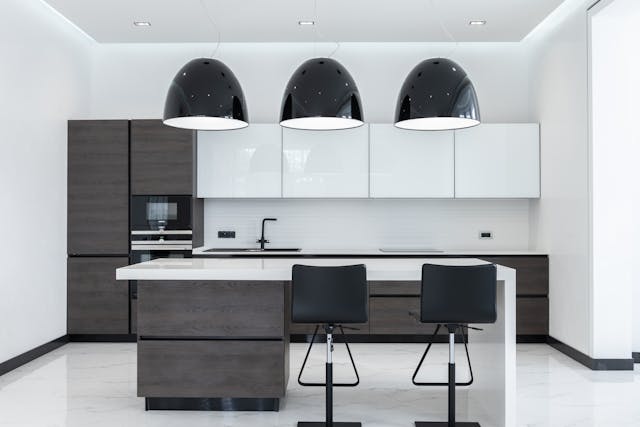 modern-black-and-white-kitchen